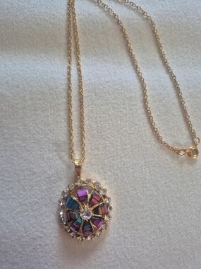 Gold Multi-Color Crystal Wheel Pendant Necklace - Women Jewelry